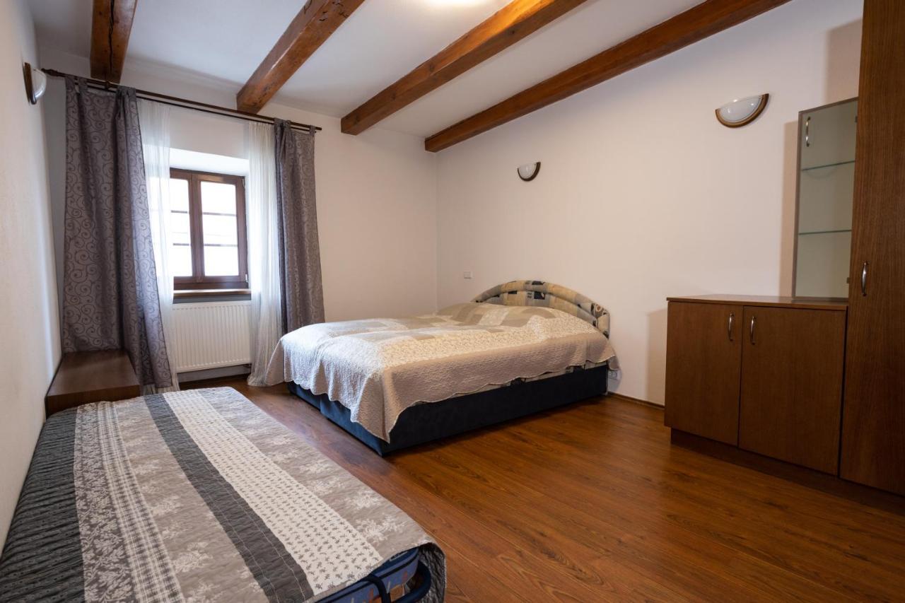 Apartments 3 In The Historic Part Of Znojmo Exterior photo